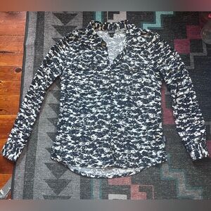 Patagonia Women’s Micro Cord Button Up